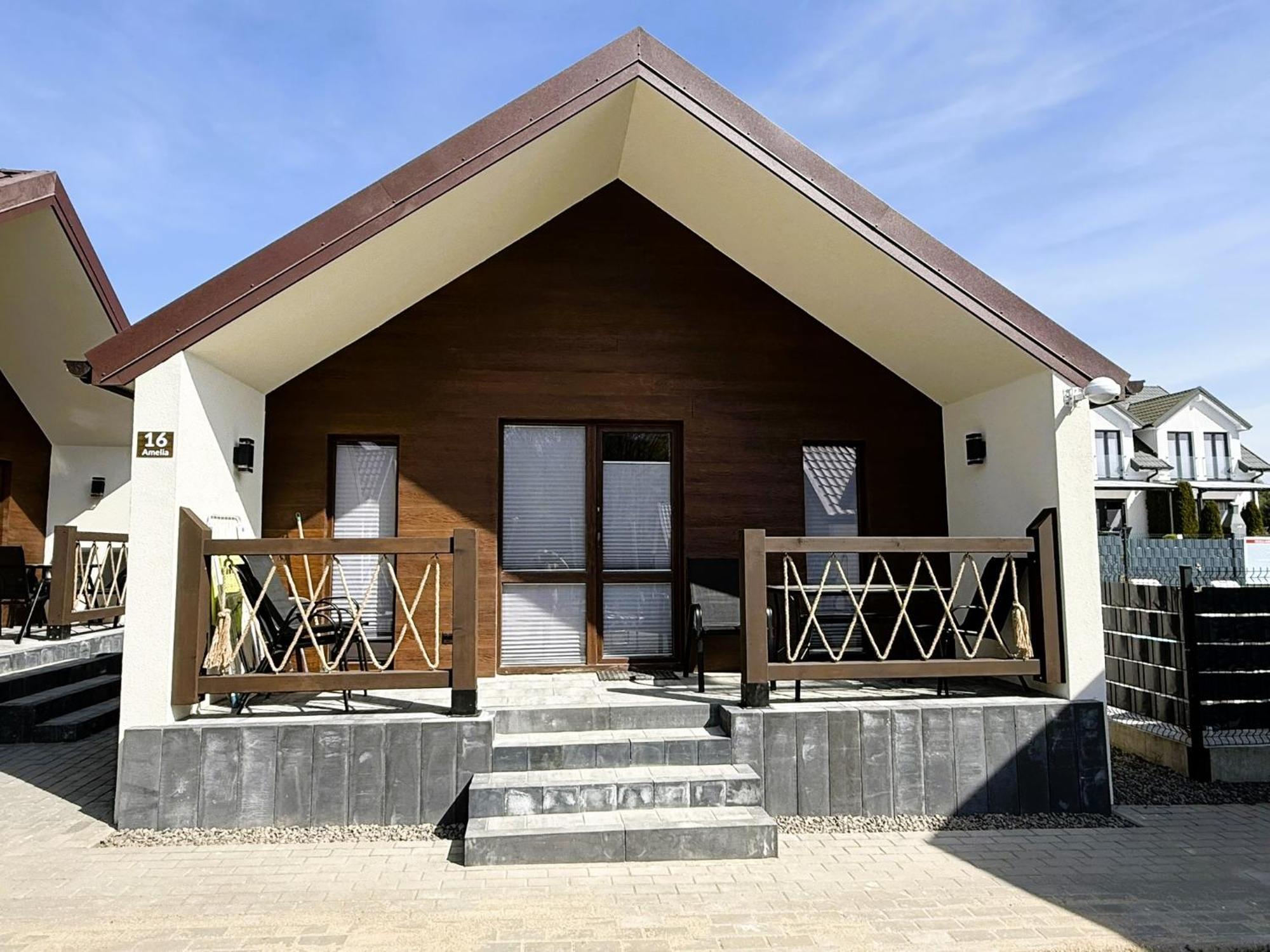 Osrodek Wczasowy Amelia Hotel Jaroslawiec Exterior photo