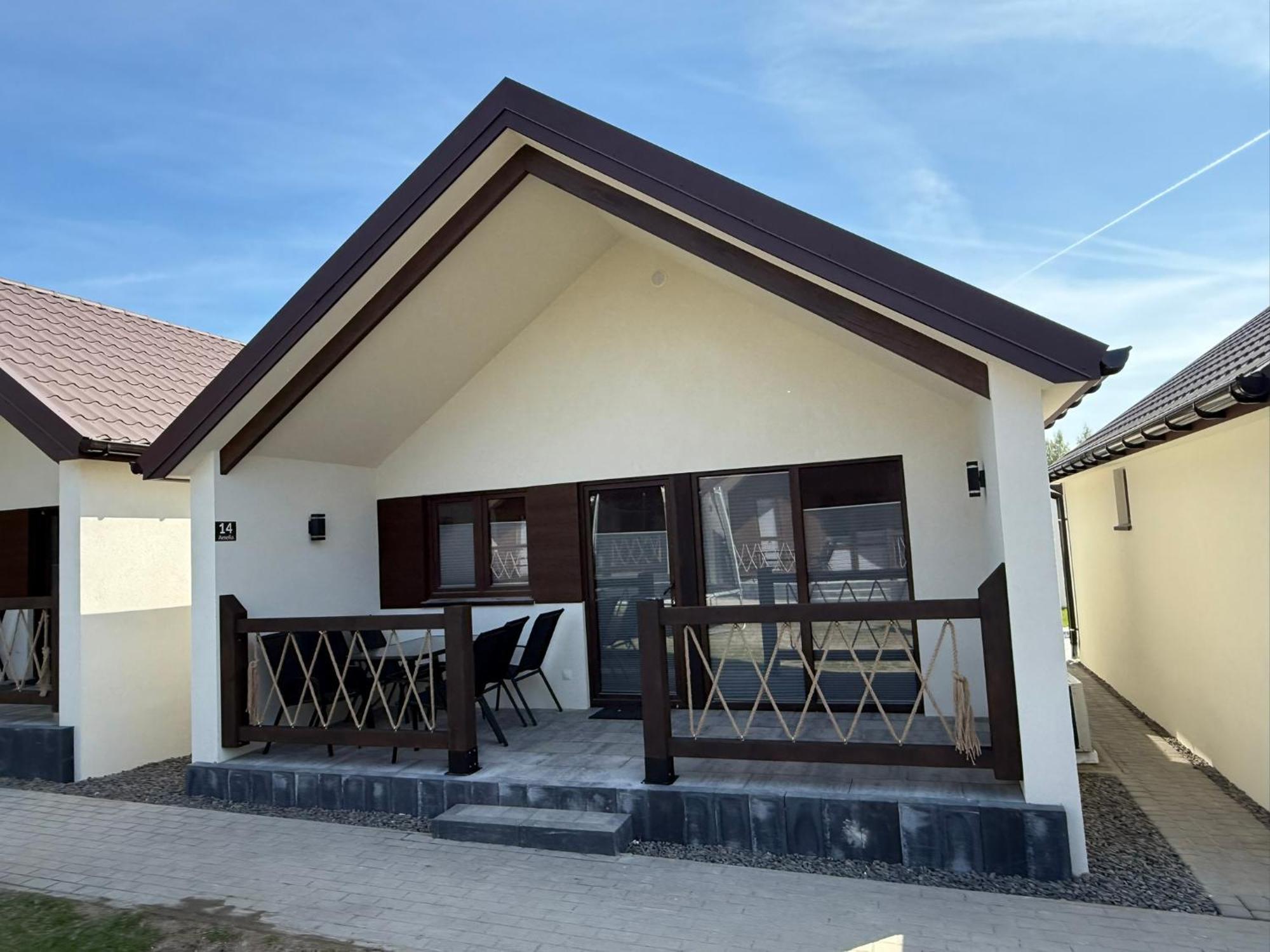 Osrodek Wczasowy Amelia Hotel Jaroslawiec Exterior photo
