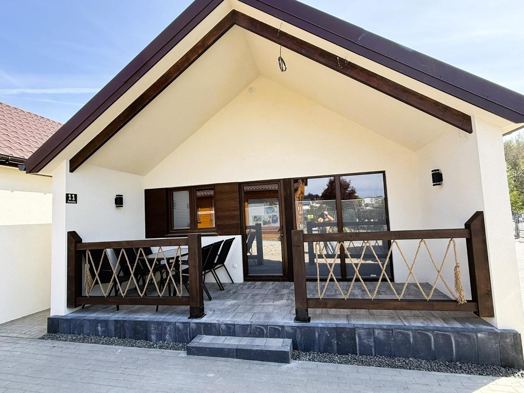 Osrodek Wczasowy Amelia Hotel Jaroslawiec Exterior photo